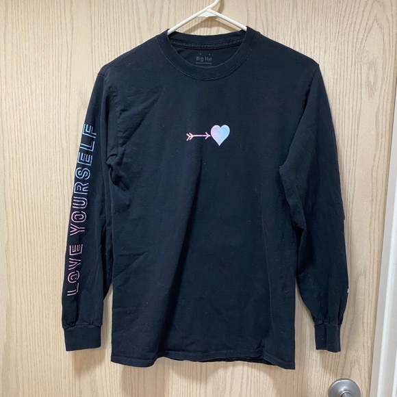 BTS Black Size S  Women’s Graphic T Long Sleeves - Picture 2 of 6